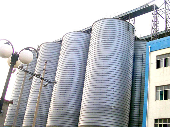 silo de almacenamiento de carbón